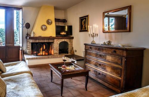 Perugia House | Villa Nuba, in campagna e a 5 minuti dal cuore del centro storico, elegante residenza con due sale da bagno, jacuzzi e ogni comfort