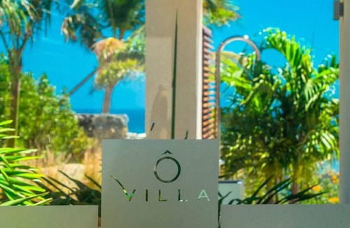 Orient Bay Villa | VILLA Ô, luxurious 4-bedroom villa with mirror pool and sea view