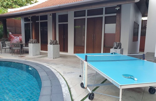 Khlong Tan Nuea Villa | Villa OG ELEVEN Luxury Poolside Villa, Thong Lo