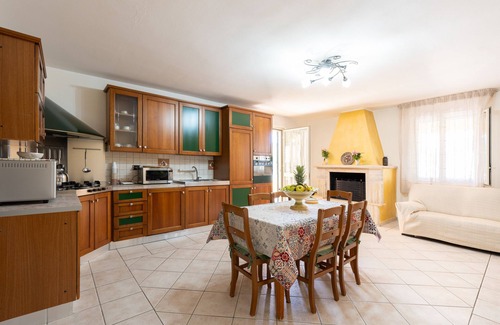 Partinico Villa | Villa 'Oasi Della Pace, Partinico' with Mountain View, Private Pool and Wi-Fi