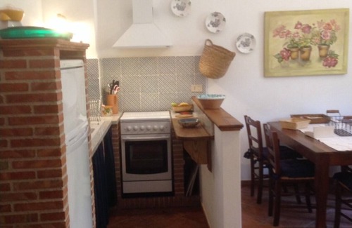 Piraino Apartment | Villa Oceri-Casa Magnolia, ancient farmhouse, only 1500 meters from the sea
