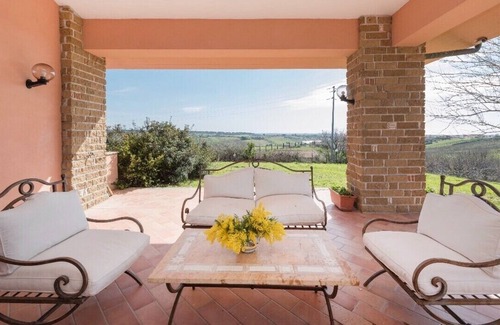 Cerveteri Villa | Villa of the sun