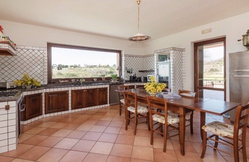 Cerveteri Villa | Villa of the sun