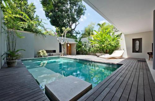 Central Seminyak Villa | VILLA OLYMPIA