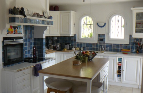 Carces Villa | Villa on terraces with swimming pool and superb view of the village