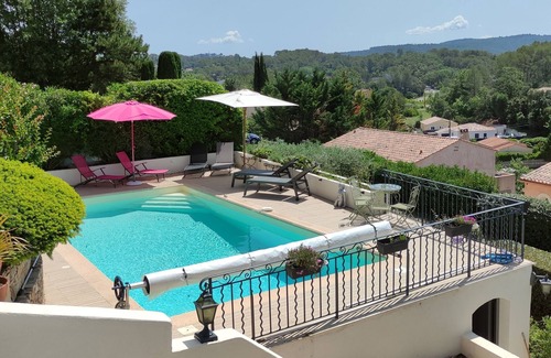 Carces Villa | Villa on terraces with swimming pool and superb view of the village