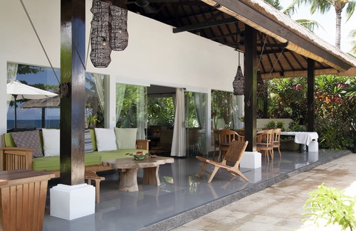 Dencarik Villa | Villa on the Beach in Bali