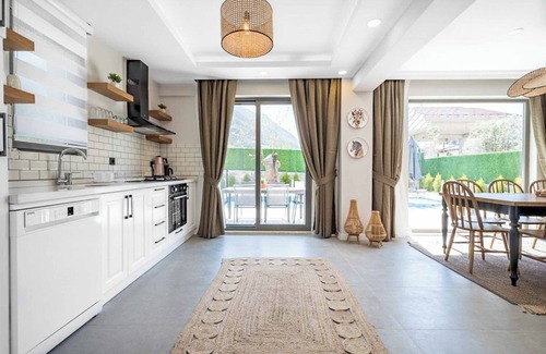 Oludeniz Villa | Villa Ophelia Bir - Four Bedroom Villa, Sleeps 8