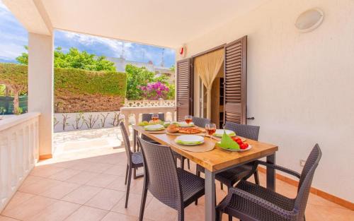 Torre Santa Sabina Villa | Villa Orchidea