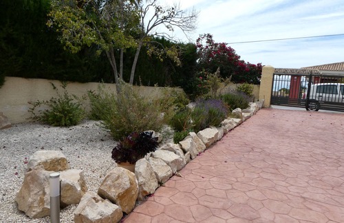 Coveta Fuma Villa | Villa Oriola, Cosy Villa with private swimming pool in lovely Spanish garden