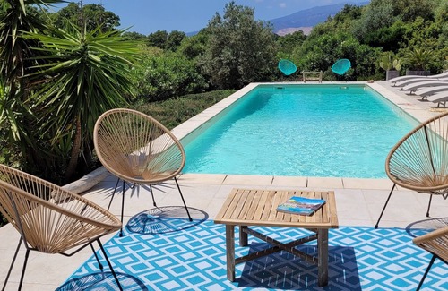 Porto-Vecchio Villa | Villa P-Vecchio sud145 m2, 8 people, wifi, air conditioner, swimming pool 14 m.