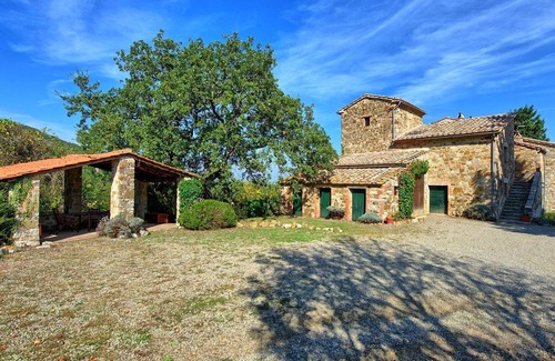 San Casciano dei Bagni Villa | Villa Palazzone - Country House with swimming pool in Orcia Valley, Tuscany
