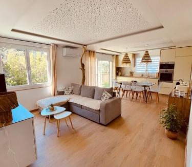 Sainte-Maxime Apartment | Villa Palmeira- Sainte-Maxime