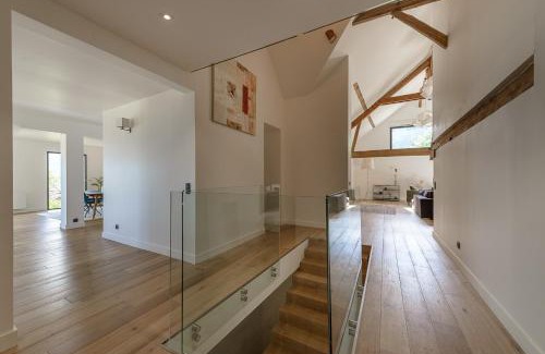 Saint-Jorioz Villa | Villa Panoramiqua - Vue 180 sur le Lac d'Annecy et les montagnes