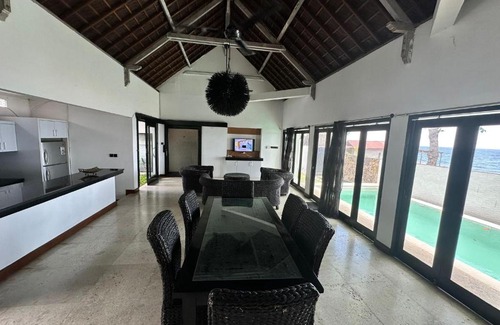 Senggigi House | Villa Pantai