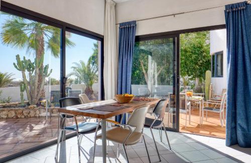 Giniginamar Villa | Villa Paradise Beach