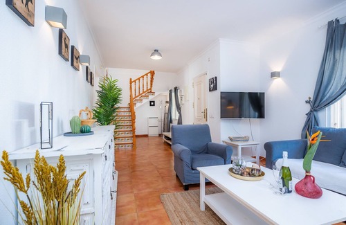 Les Meravelles House | Villa Pedro for 6 persons - Villa Pedro near the beach quiet central