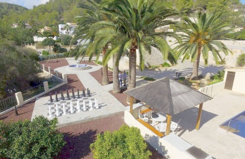 Benissa Coast Villa | Villa Pendulo, Characteristic villa on 2000 m2 with great garden and pool.