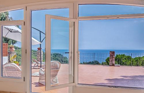 Capoliveri Villa | Villa Perla