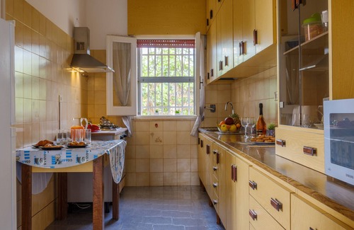 Padula Fede Villa | Villa 'Perla Marina Luxury' with Sea View, Wi-Fi and Air Conditioning