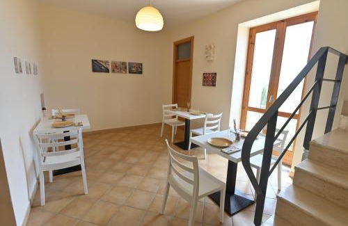 Mondragone Bed & Breakfast | Villa Petrinum B&B