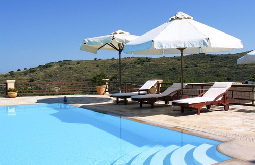 Kontos Villa | Villa Phaedra with pool and garden by JJ Hospitality-