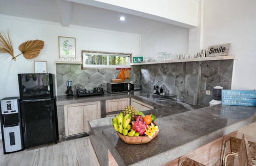 Batu Bolong Villa | Villa Piece Of Peace private 3 BR with large pool and garden