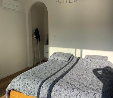 Saint-Marcel Apartment | Villa poétique proche de Lyon