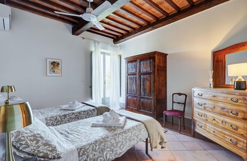 Cervognano Montenero Villa | Villa Poggio Golo - Tuscan Escape with Private Pool, Winery and Olive Grove