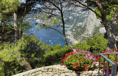 Capri Villa | Villa Polifemo with Swimming Pool, Sea View, Terrace and Garden