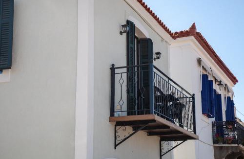 Poros Apartment | Villa @ Poros