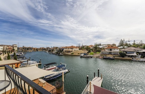 Wannanup Villa | Villa Port Grimaud on Bouvard Island