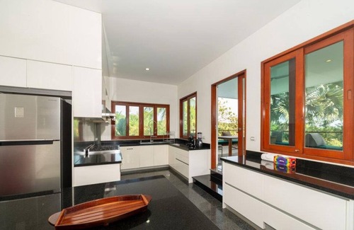 Rawai Villa | Villa Private Pool 5/6 CH 10/12 P Tropical Park, Near Naï Harn Beach