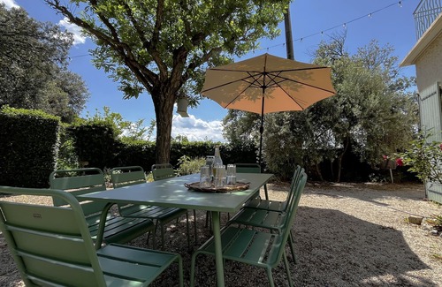 Carpentras House | Villa Provencale Avec une Très Grande Piscine Sécurisée et Sans vis à vis