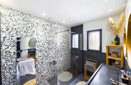 Les Brugassieres Villa | Villa Récente à Plan de la Tour Proche Village