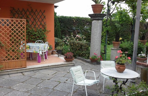 San Giorgio a Cremano House | Villa Raffaela - Stately home, independent, quiet, sunny, ideal for a relaxing holiday