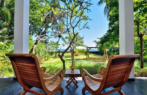 Lovina Villa | Villa Rawa Rawa - Beachfront 4 Bedroom Villa Lovina Beach