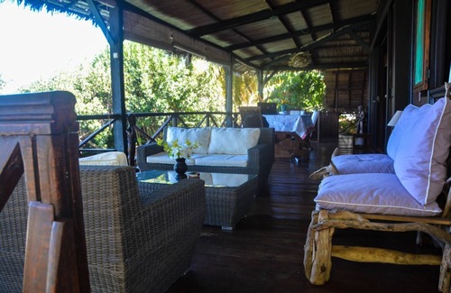 Madirokely Villa | Villa Razambe