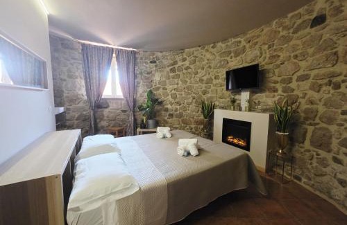 Fondi House | VILLA REGINA - Suite con Spa Sperlonga Vertice Rooms
