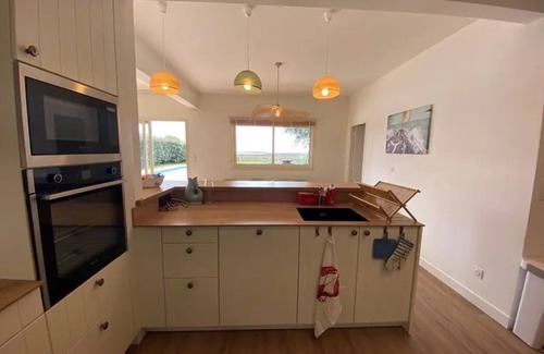 Saint-Jacques Villa | Villa rental 15 persons direct access to the beach + heated swimming pool