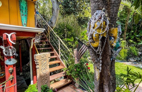 South Laguna House | Villa Rey Charming 2-bedroom house w pool, tropical garden and views