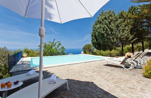 Cefalu Villa | Villa Rocca - Holiday Rental with private swimming pool in Cefalù, Sicily