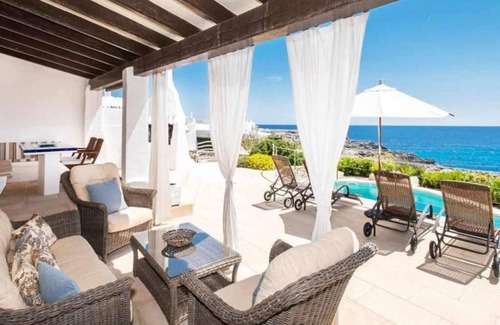 Binibeca Villa | Villa 'Rocío' with Sea View, Wi-Fi and Air Conditioning