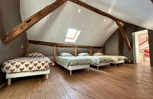 Blandy House | Villa Romantique Avec Bains à Remous et Salle Billard