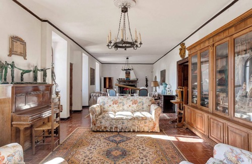 Bovara Other | Villa Romeo - Seven Bedroom Castle, Sleeps 18