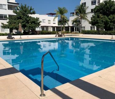 Granjas del Marques Villa | Villa&Roofgarden -Jacuzzi privado- Relax&Confort