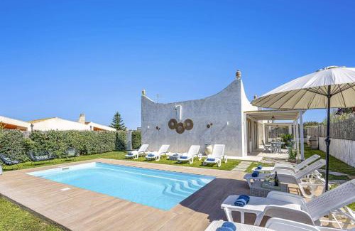 Santa Maria del Focallo Villa | Villa Rosso Blu by Villa Plus