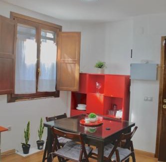 Canfranc Apartment | Villa Rosa Canfranc, tu refugio en el corazón del Pirineo Aragonés