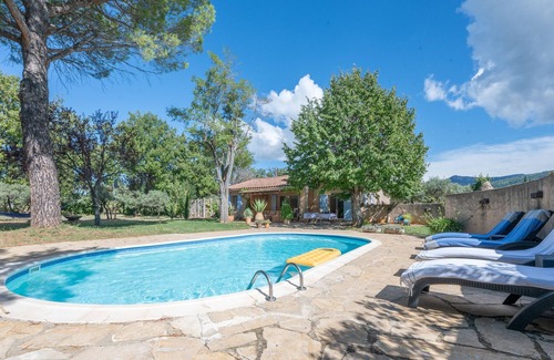 Aups Villa | Villa Rosa – Family villa with pool, olive grove and views near Aups