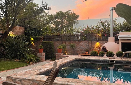 Cape Town City Centre Villa | Villa Rose - Turn-of-the-century cottage in the heart of Cape Town
